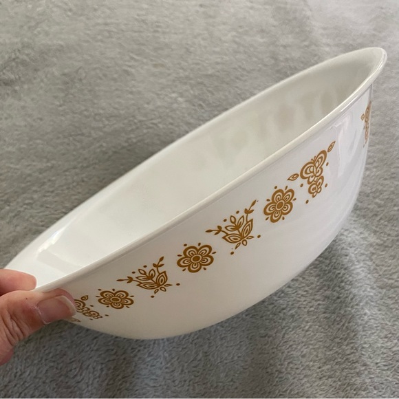 Corelle Butterfly Gold Serving Bowl - Picture 2 of 4